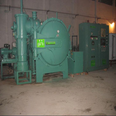 6卧室真空烧结炉